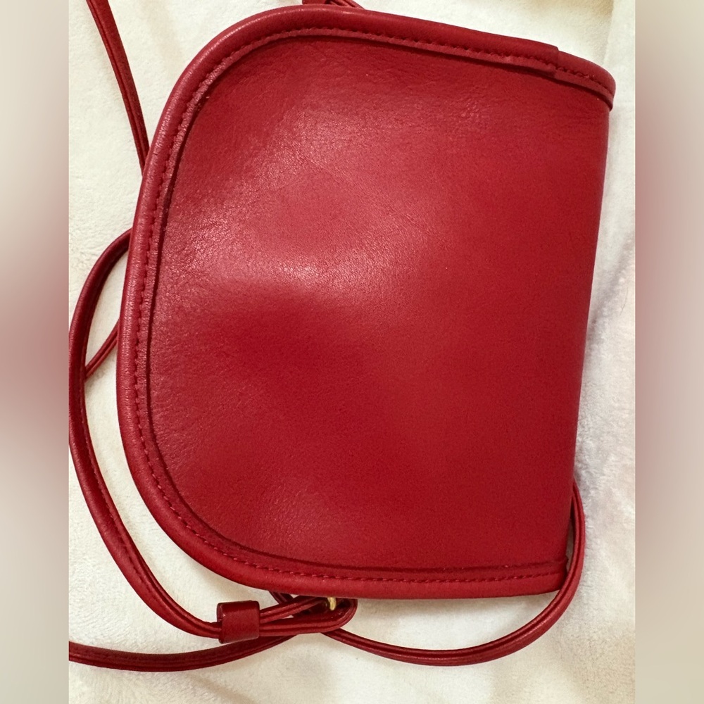 🚨VINTAGE 1997 COACH ABBIE RED LEATHER ZIP CLOSURE CROSSBODY - Picture 9 of 17